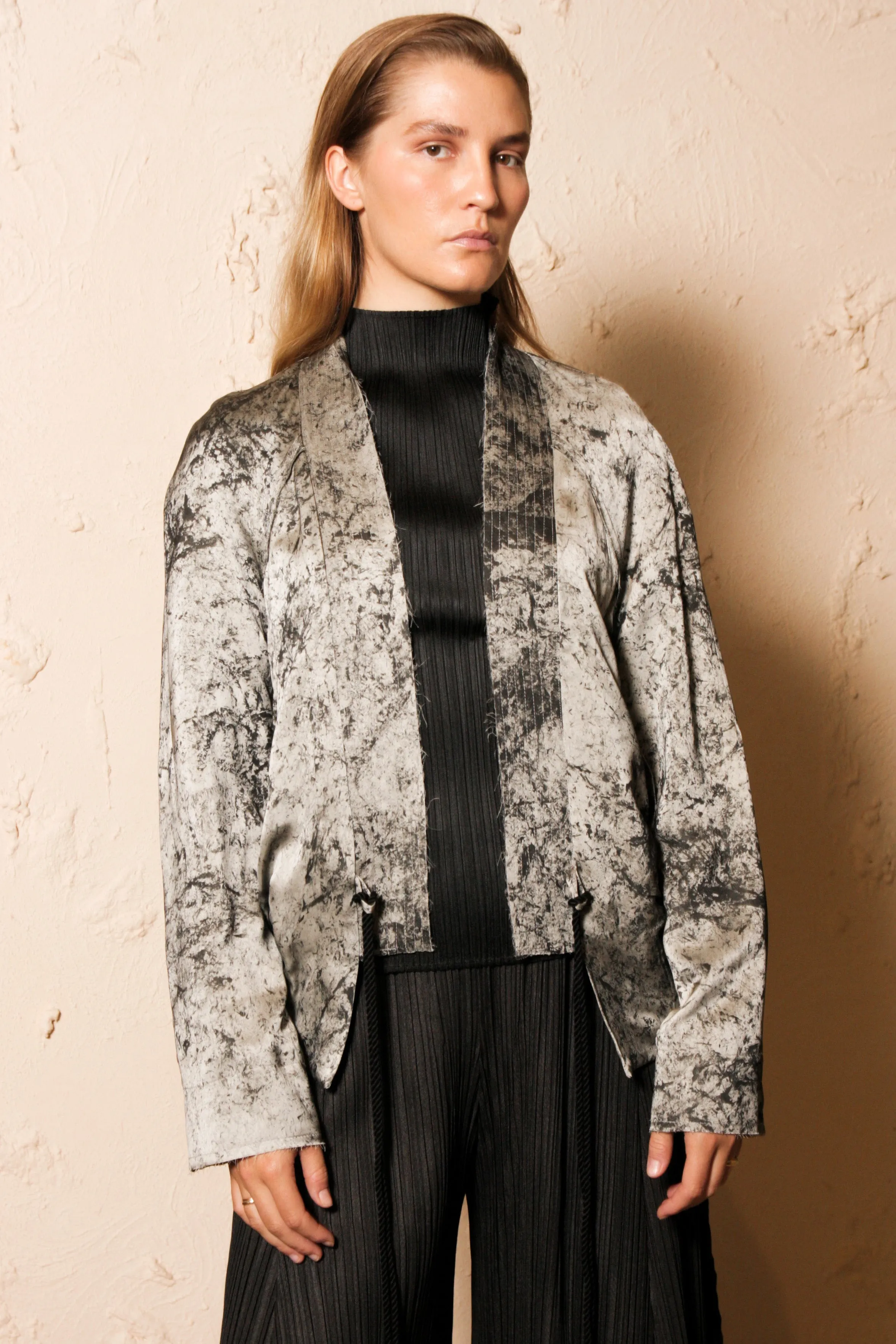 Kimono Bomber