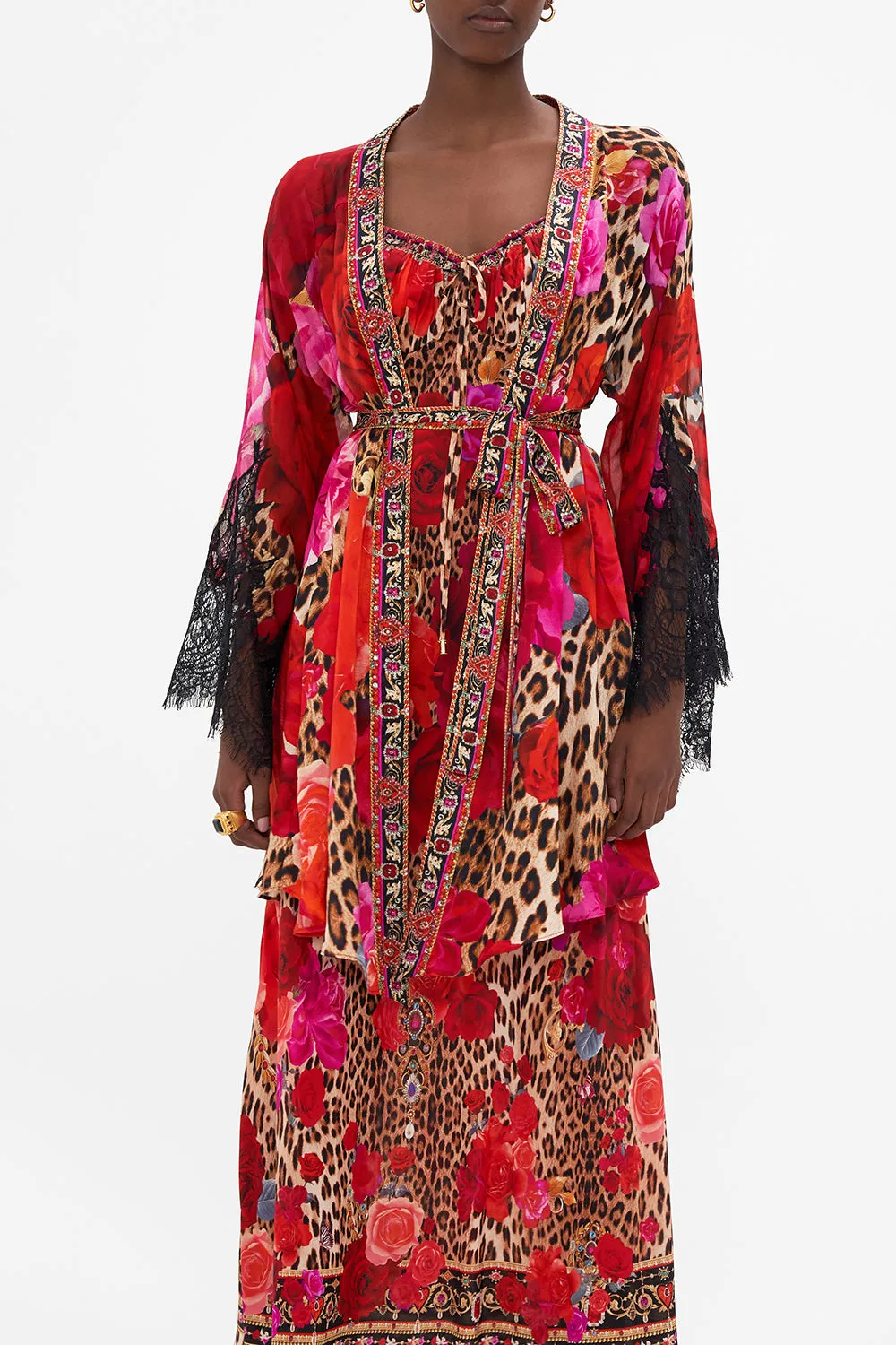 LAYER WITH LACE CONTRAST SLEEVES HEART LIKE A WILDFLOWER