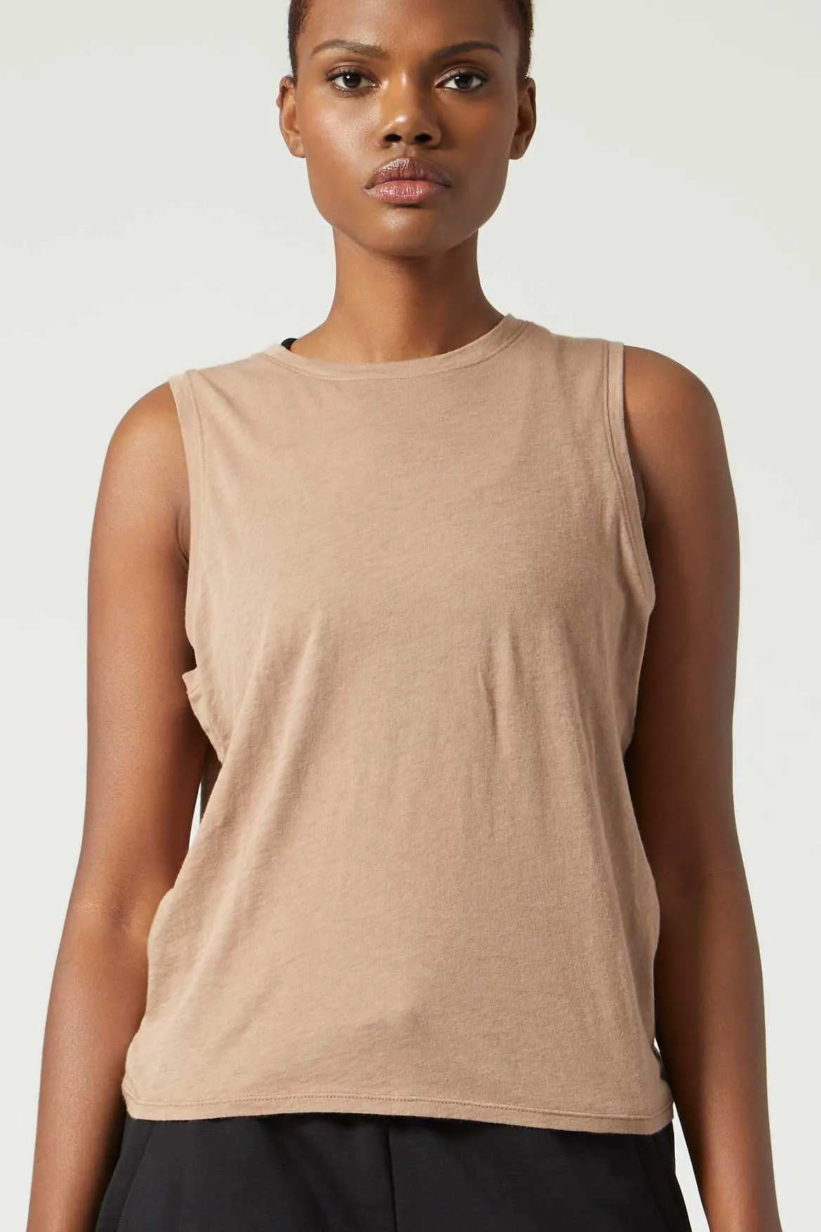 Maggie Muscle Tee Camel